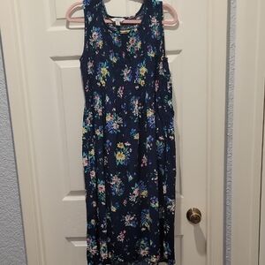 Croft & Barrow Navy Floral Top